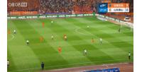 玉昆2-0领先泰山！克雷桑失误被断，玉昆精彩配合奥斯卡推射破门