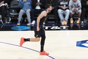 10连胜？费舍尔：即使东契奇缺阵 以湖人现在状态下场也能赢活塞