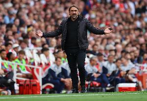 利兹联主帅：切尔西有很多顶级球员 我们不被看好但也会努力争取