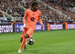 旧将：相信巴萨能够逆转晋级，但亚马尔要往中路去而不是守着边路